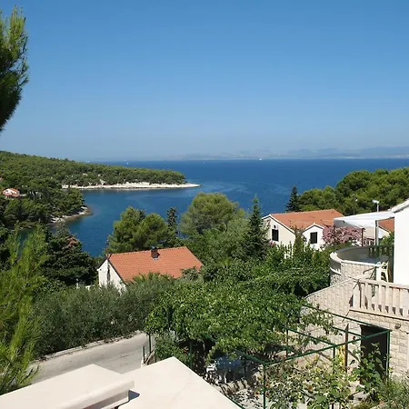 Doulos Apartamento Splitska